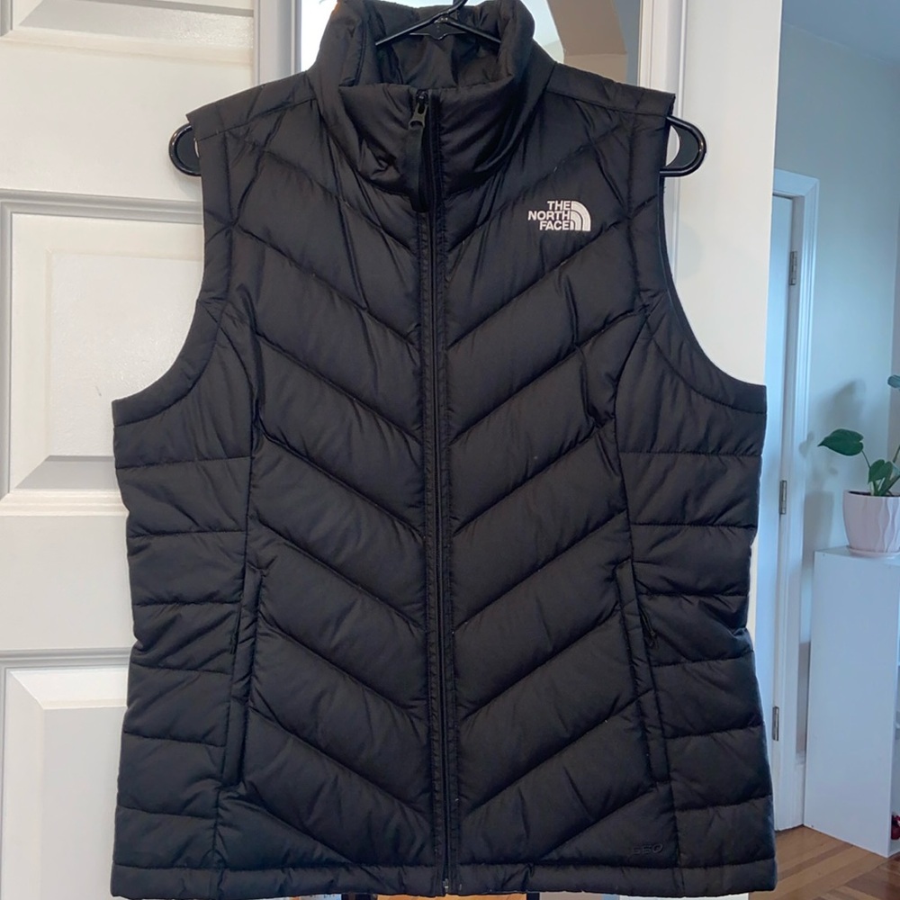 Black Medium North Face women’s vest